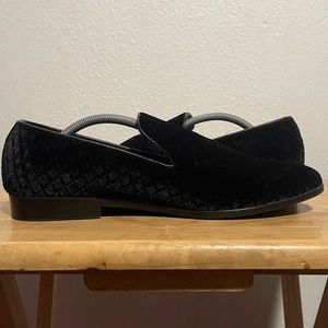 Unlisted Kenneth Cole “Black Velvet” Loafers Size 11